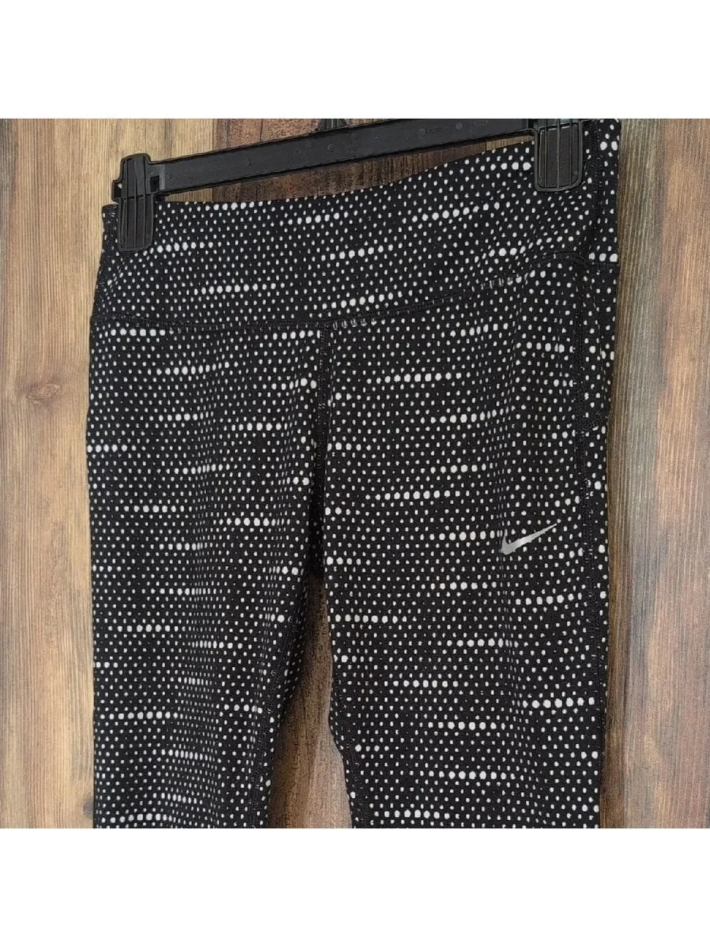 Nike Patterned Crop Yoga Leggings S                  M205